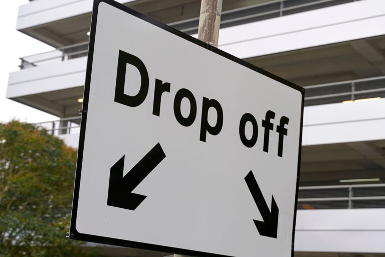 How to Pay the Gatwick Drop-off Charge in Landon 2025 - Airport Transfers UK